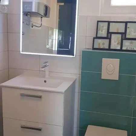 In Sv. Filip I Jakov 53599 Prázdninový dům Sveti Filip i Jakov